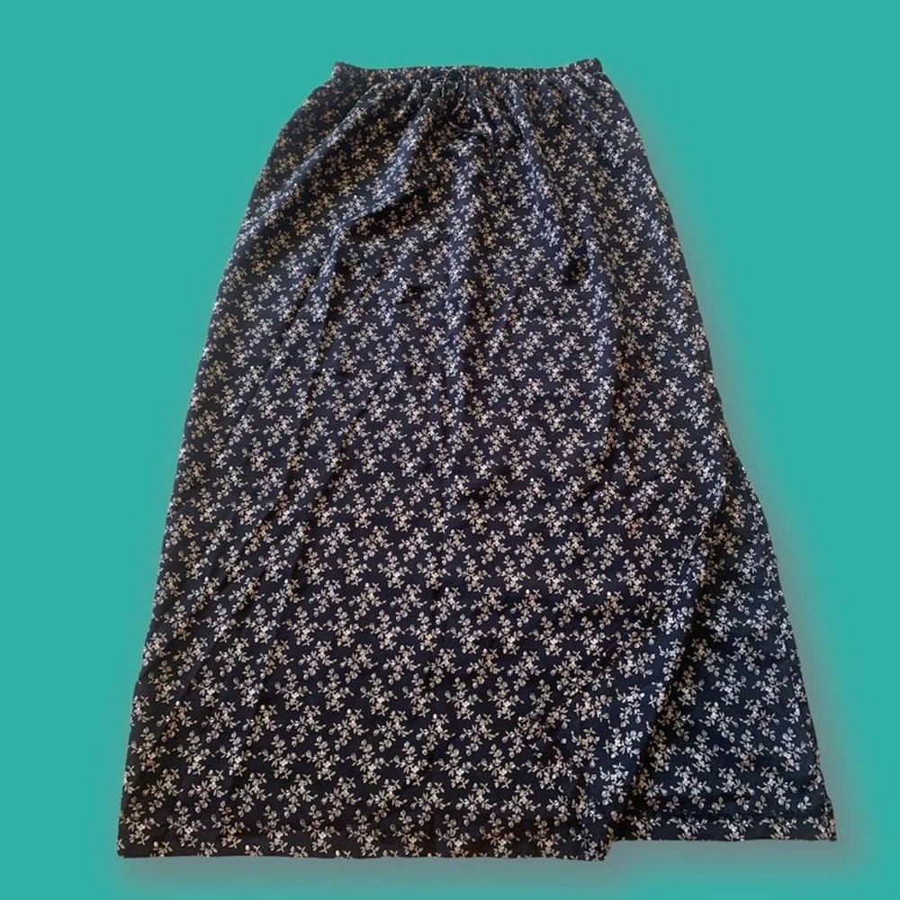 Black & floral maxi skirt